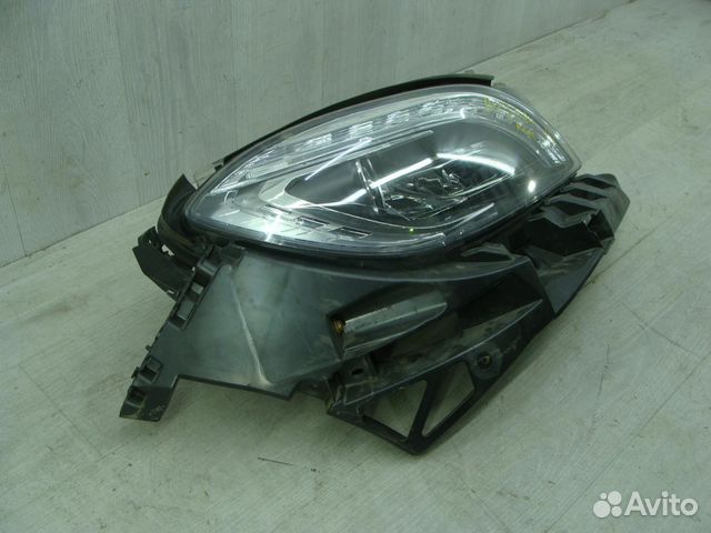 Фара передняя правая Mercedes M-kl Фара передняя правая Mercedes M-kl