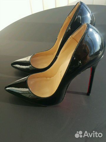 Туфли женские Christian Louboutin