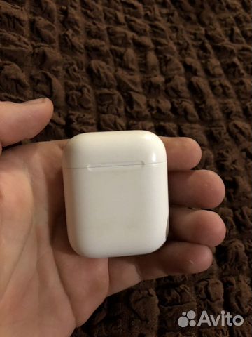 Наушники AirPods