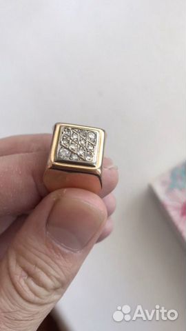 Печатка 21 размер золотая с бриллиантами