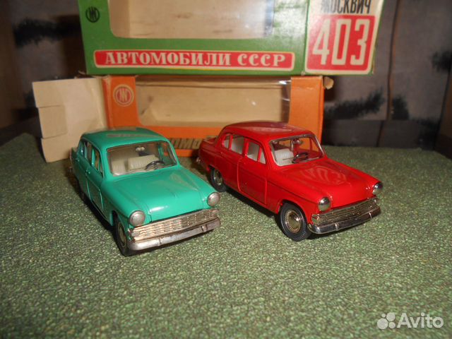 Москвич 403 А7 1/43 1978 СССР красный/зеленый