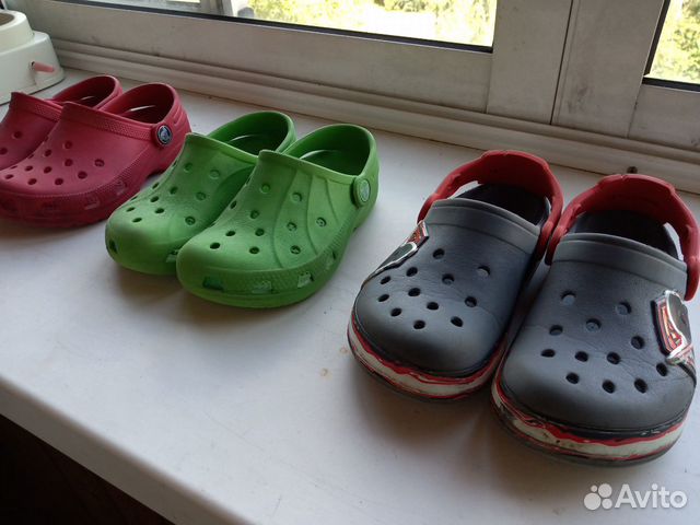 3 пары Crocs, цена за всё