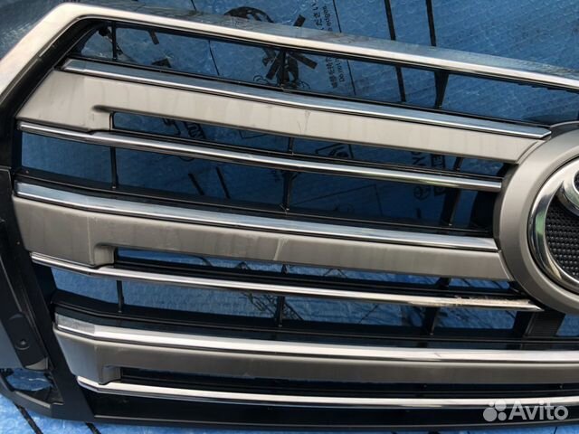 Решетка радиатора Toyota Land Cruiser 200