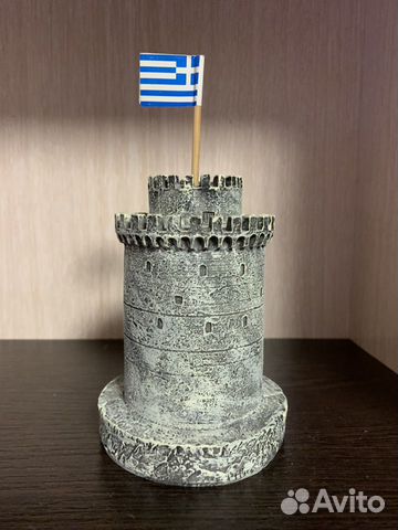 Белая башня, сувенирная копия