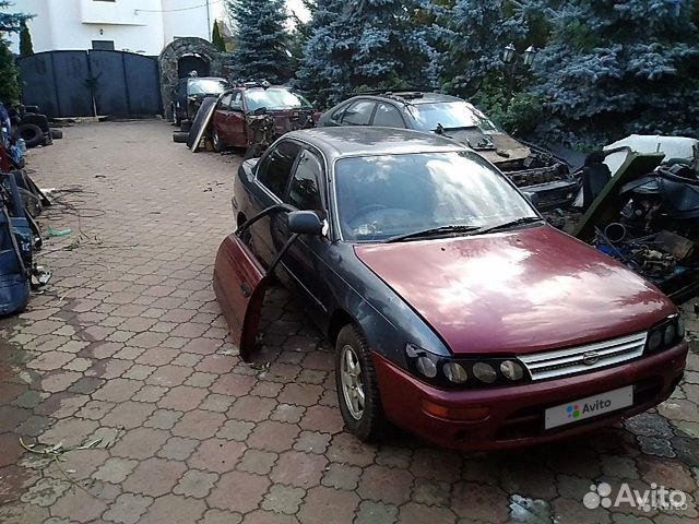 Toyota Corolla 1.6 AT, 1994, битый, 222 225 км