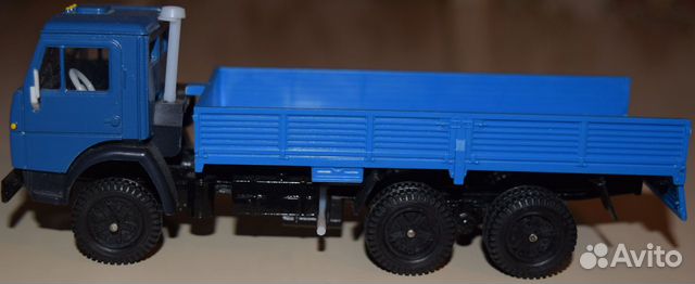 Масштабная модель авт-ля Камаз в масштабе 1/43