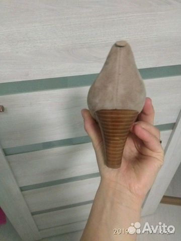 Абсолютно новые натуральная замша туфли 39