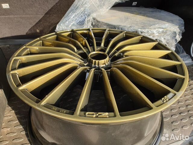 Диски OZ Racing 35 Anniversary R18