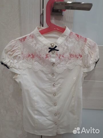 Школьная блузка на девочку 116-122 см Школьная блузка на девочку 116-122 см