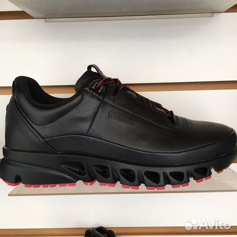 Кроссовки Ecco Multi-Vent чёрно-красные Кроссовки Ecco Multi-Vent чёрно-красные