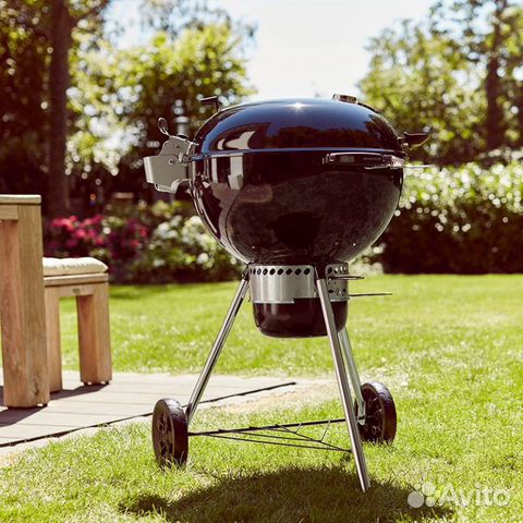 Гриль Weber Master-Touch Premium E-5770, черный