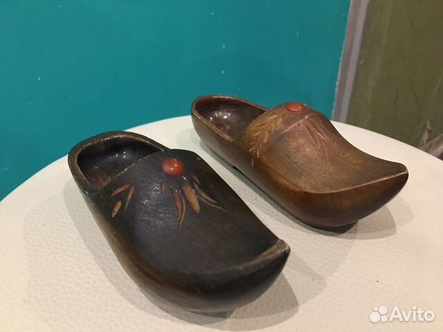 Башмачки деревянные с янтарной вставкой СССР