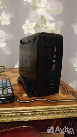 Системный блок ASRock H77M-ITX Системный блок ASRock H77M-ITX