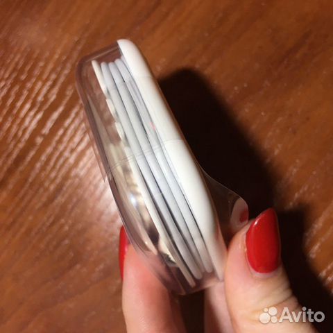 Наушники Apple EarPods Наушники Apple EarPods