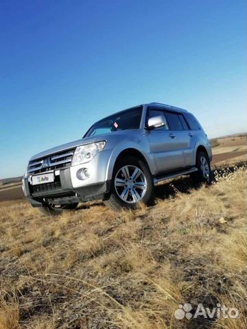 Mitsubishi Pajero 3.2 AT, 2007, 320 000 км Mitsubishi Pajero 3.2 AT, 2007, 320 000 км