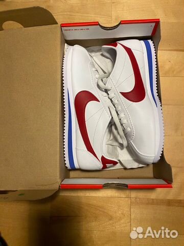 Кроссовки Nike новые белые кожаные 37.5 Кроссовки Nike новые белые кожаные 37.5