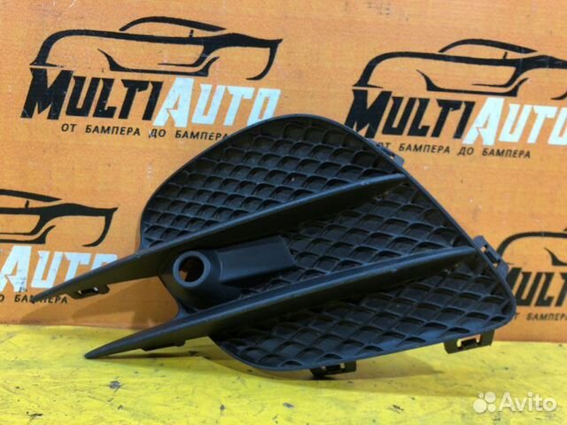 Решетка в бампер передняя левая Mercedes Glc X253 Решетка в бампер передняя левая Mercedes Glc X253