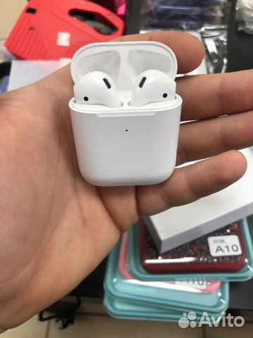 Беспроводные наушники AirPods Беспроводные наушники AirPods