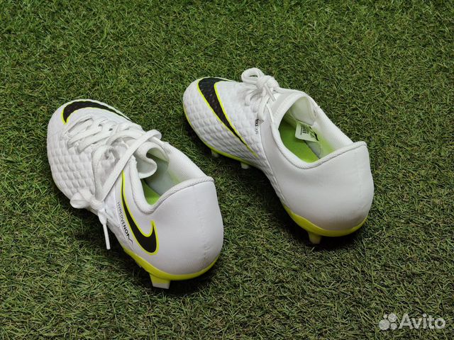 Новые детские футбольные бутсы 38 размер Новые детские футбольные бутсы 38 размер