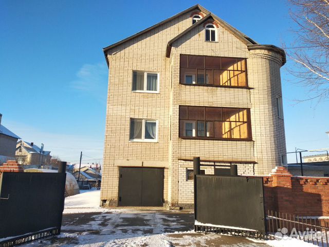 Дом 244 м² на участке 15 сот.