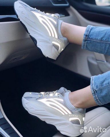 Adidas Yeezy Boost 700 Adidas Yeezy Boost 700