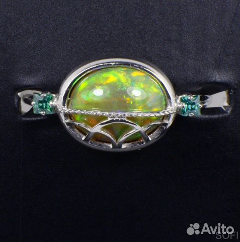 Серебряное кольцо с опалом и фианитом натуральным