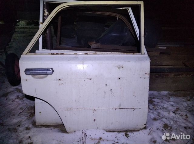 Продам задние двери на а/м ваз-2103-06,также задню Продам задние двери на а/м ваз-2103-06,также задню