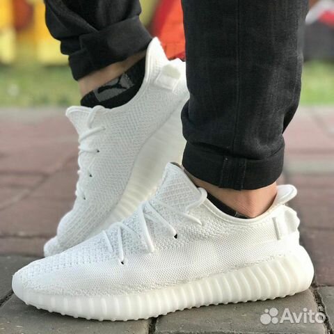 Кроссовки Adidas Yeezy Boost 350 v2 Кроссовки Adidas Yeezy Boost 350 v2