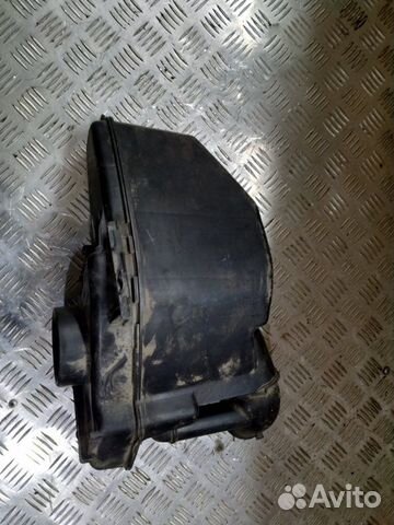 Резонатор воздушного фильта Peugeot 308 EP6C 2012