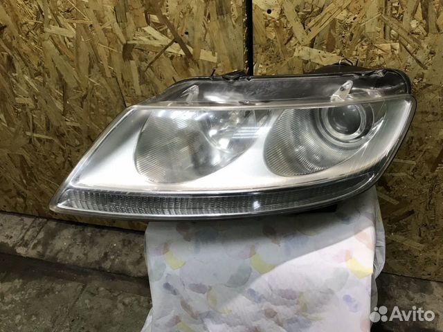 Фара левая Volkswagen phaeton