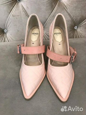 Туфли слингбэки Fendi Мэри Джейн с логотипом FF Туфли слингбэки Fendi Мэри Джейн с логотипом FF