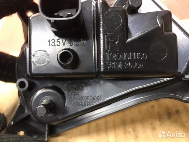 Новый правый поворотник Suzuki Burgman 650 2013-н Новый правый поворотник Suzuki Burgman 650 2013-н
