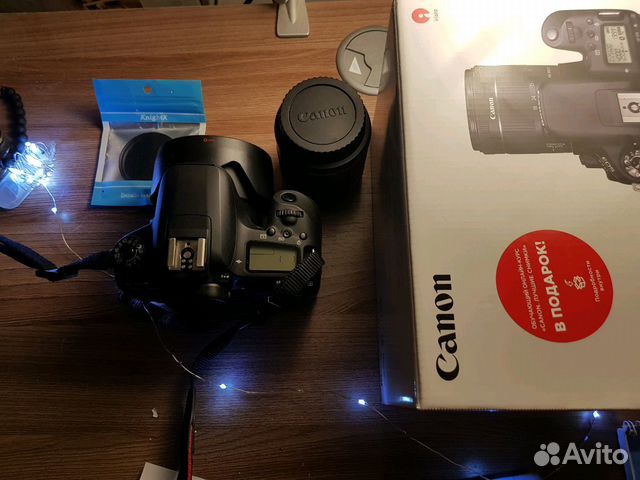 Canon EOS 77D