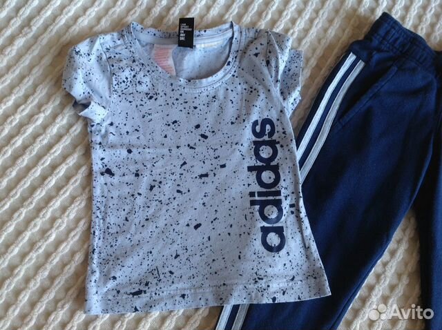 Спортивный костюм Adidas оригинал 4 - 5 лет