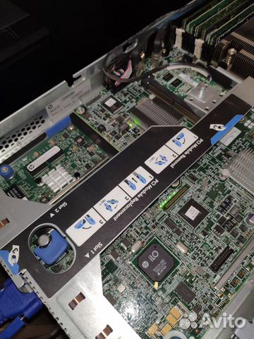 Упакованный HP ProLiant DL360p Gen8 SFF