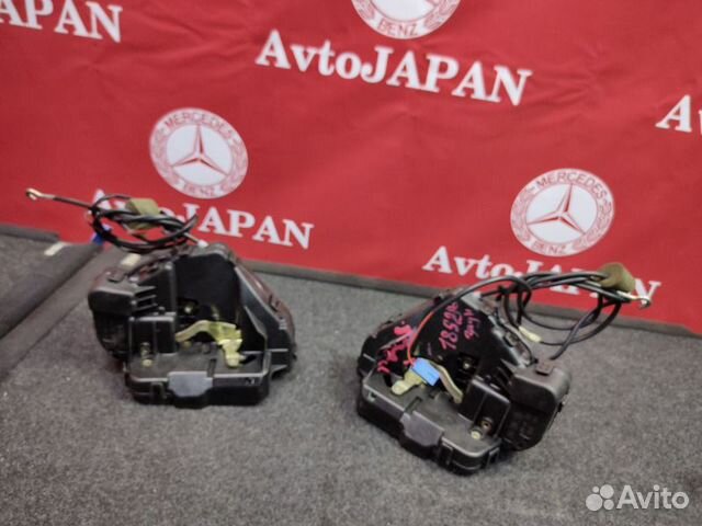 Замок двери задний левый Mercedes W211 E211 Замок двери задний левый Mercedes W211 E211
