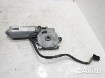 Моторчик люка Мерседес W211 E Моторчик люка Мерседес W211 E