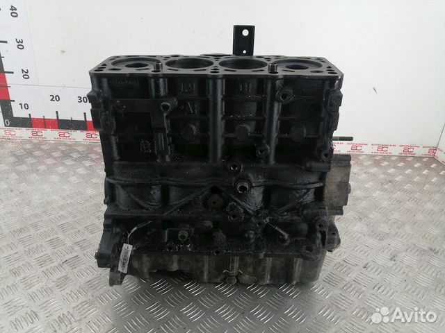 Блок двигателя (картер) для Volkswagen Golf 4 AXR Блок двигателя (картер) для Volkswagen Golf 4 AXR