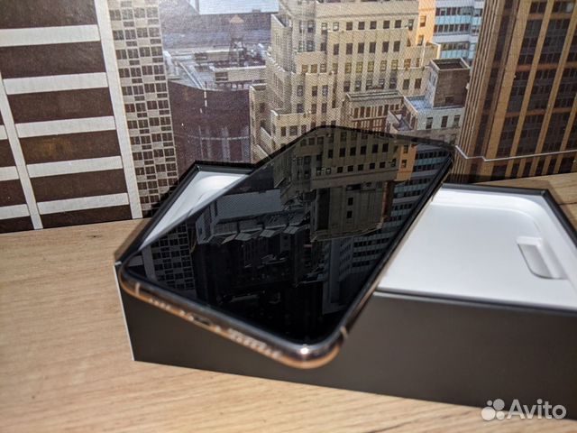 Телефон iPhone 11 Pro Max