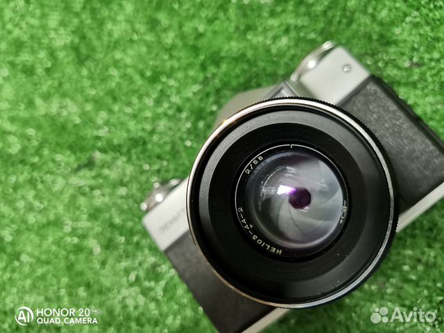 Фотоаппарат Зенит Е с объективом Helios 44-2 Фотоаппарат Зенит Е с объективом Helios 44-2