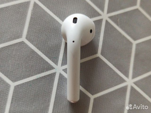 Наушник apple airpods правый series 1 Наушник apple airpods правый series 1