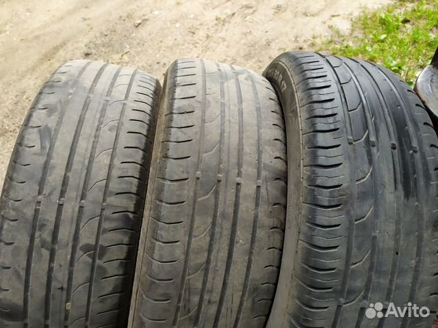 Continental conti premium contact 2 215/60/17