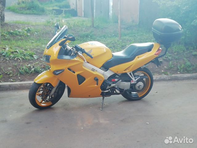 Honda vfr 800