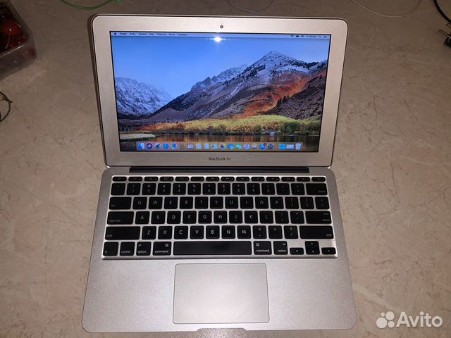 Apple MacBook Air late 2010 Apple MacBook Air late 2010