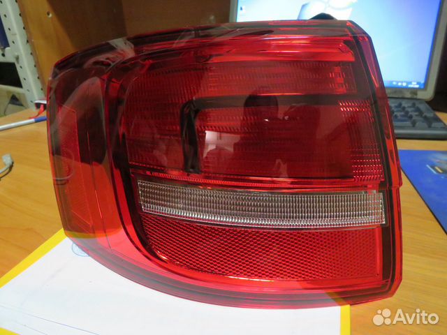 Фонарь задний VW jetta Фонарь задний VW jetta