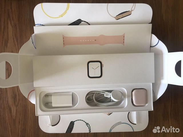 Apple Watch series 4 40mm gold Apple Watch series 4 40mm gold