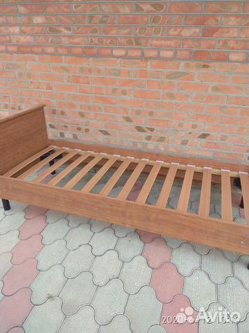 Кровать 1,5 , с матрацом,длина 220 см, б/у, в хоро Кровать 1,5 , с матрацом,длина 220 см, б/у, в хоро