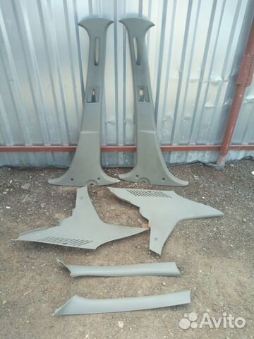 Накладка стойки Рено Логан 1