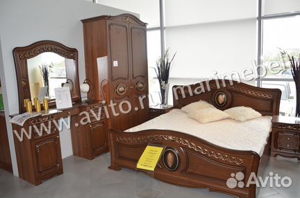 Спальный гарнитур