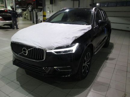 Volvo XC60 2.0 AT, 2020